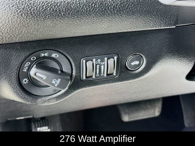 Used 2023 Dodge Challenger SXT w/ Blacktop Package image 10