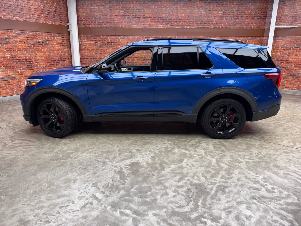 Certified 2020 Ford Explorer ST w/ ST Street Pack AWD/4WD image 2