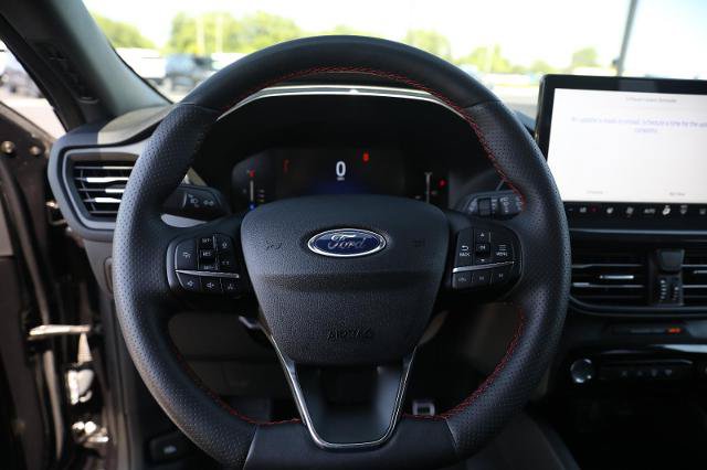 Certified 2023 Ford Escape ST-Line w/ Tech Pack #1 AWD/4WD image 37