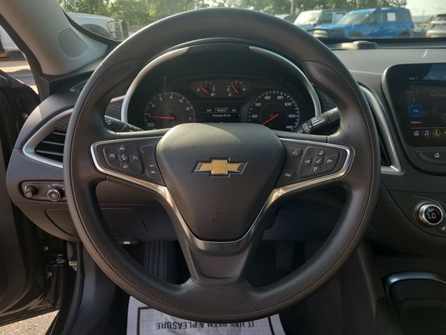 Used 2025 Chevrolet Malibu LT FWD image 24