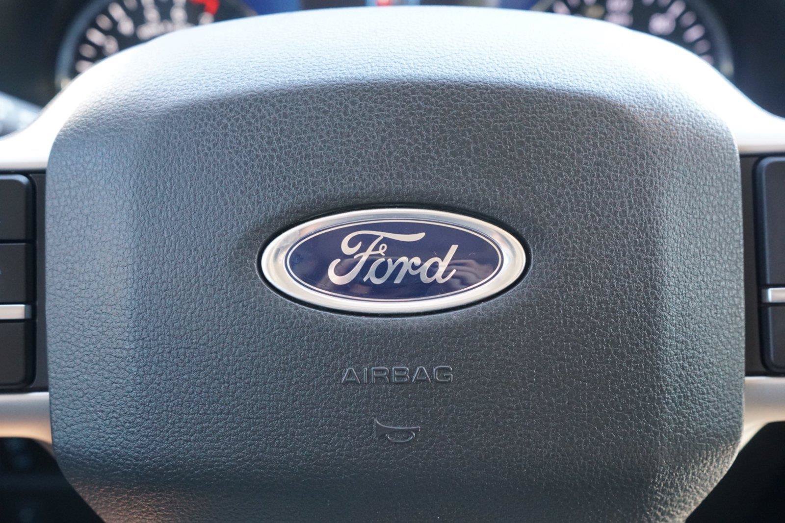 Certified 2023 Ford Expedition XLT RWD image 13