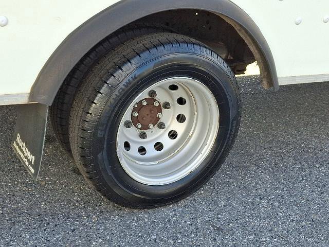 Certified 2022 Ford Transit 350 DRW image 27