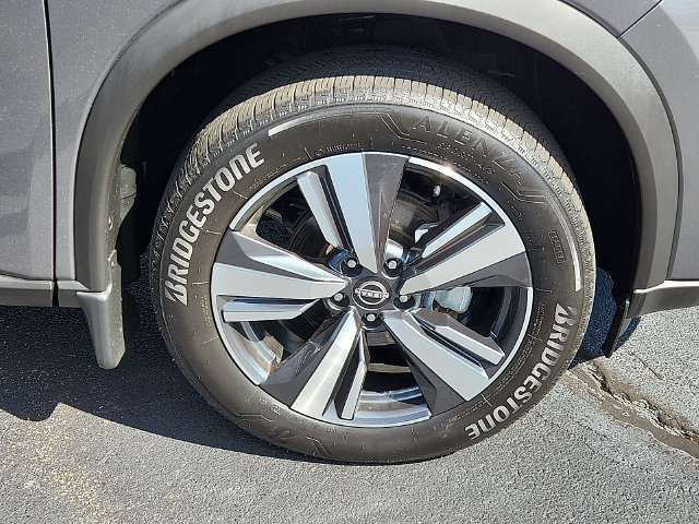Used 2024 Nissan Rogue SL w/ SL Premium Package AWD/4WD image 8