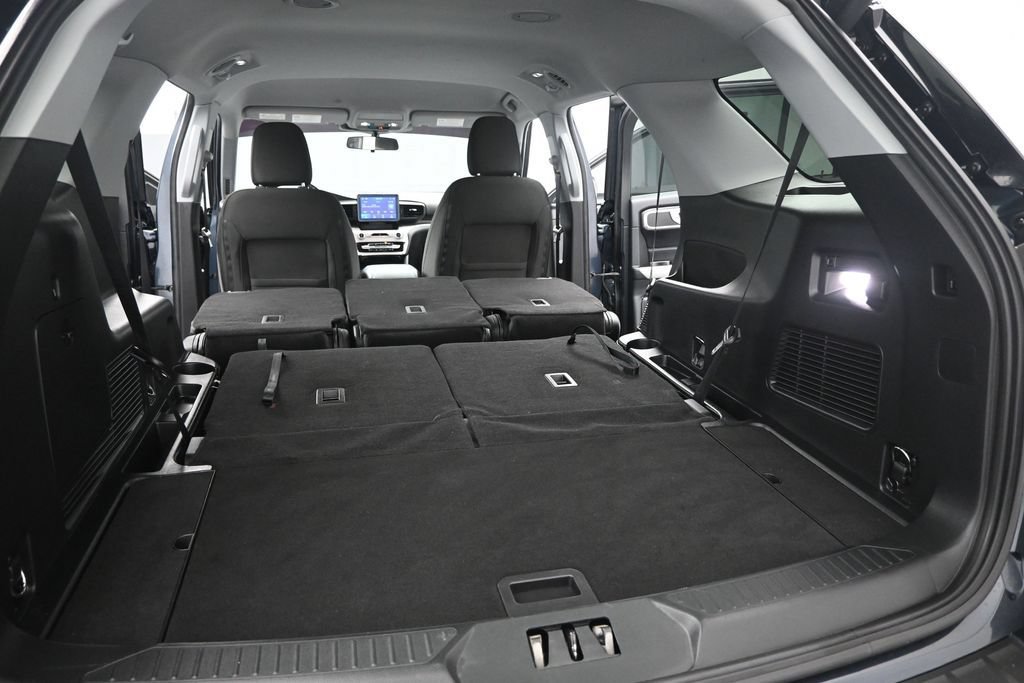 Certified 2022 Ford Explorer XLT RWD image 25