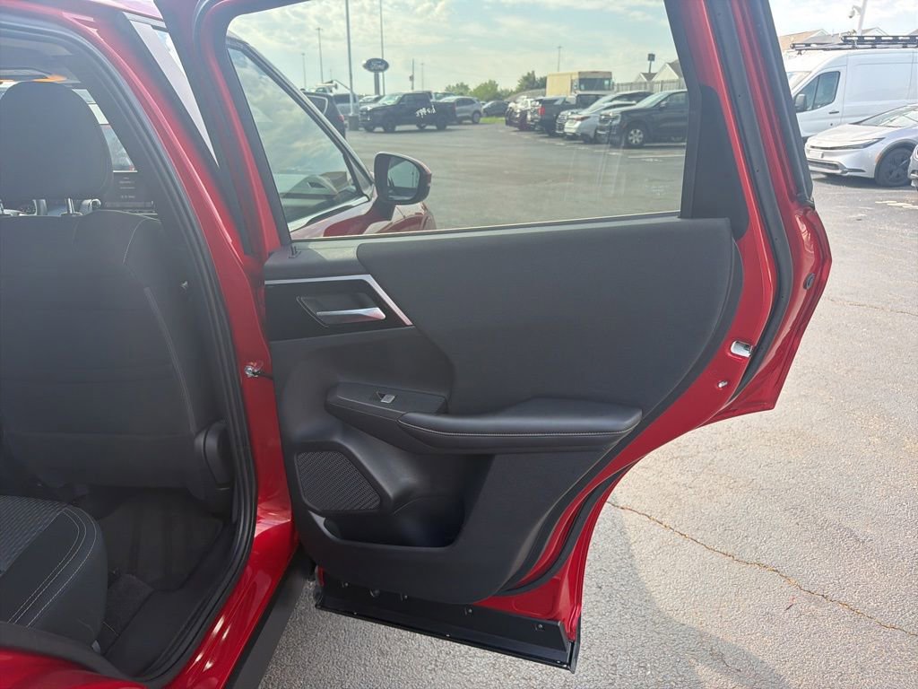 Used 2024 Mitsubishi Outlander ES AWD/4WD image 41