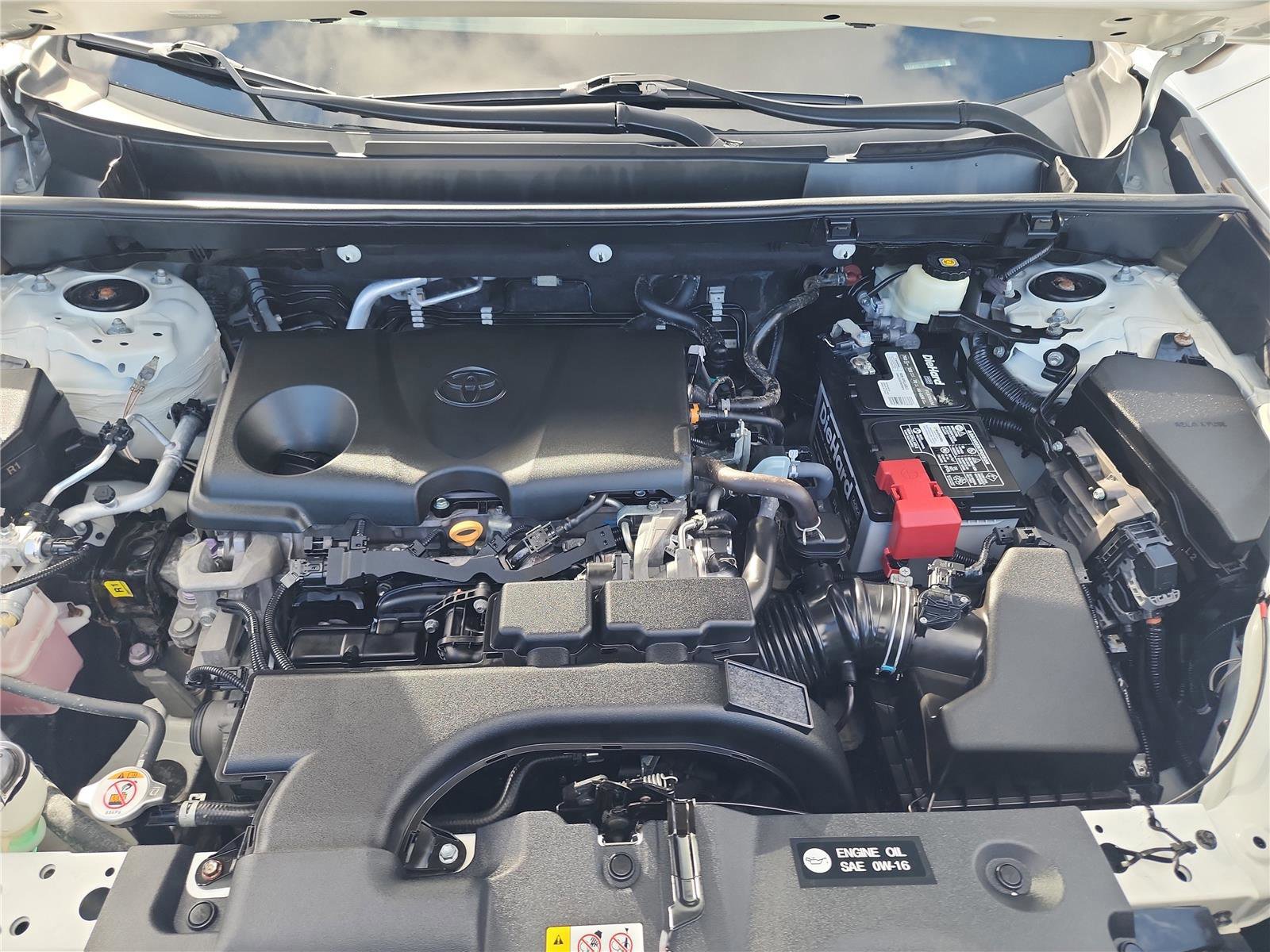 Used 2021 Toyota RAV4 XLE image 14