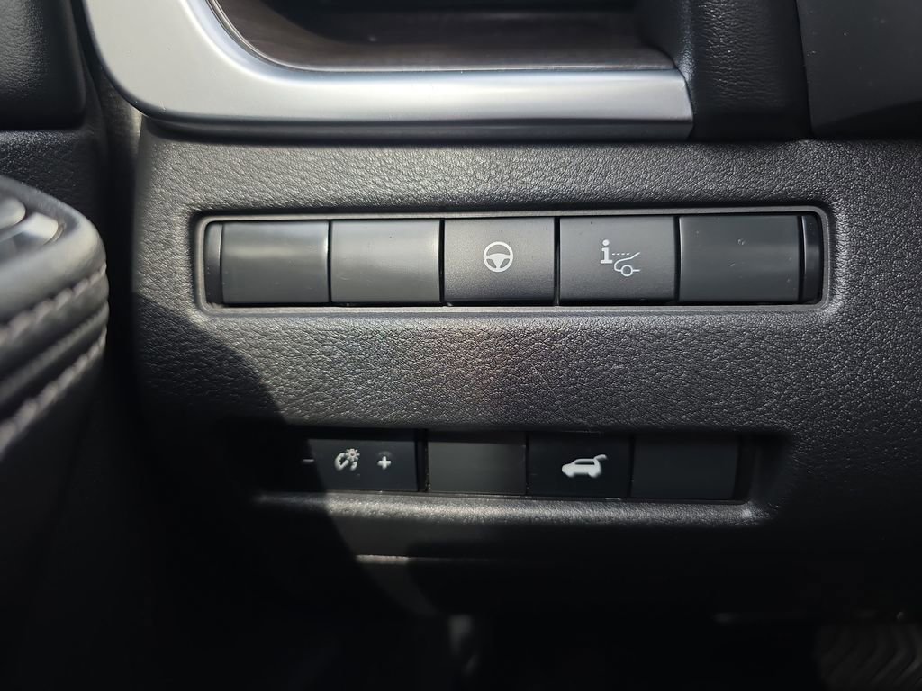 Used 2023 Nissan Rogue Platinum w/ Platinum Premium Package AWD/4WD image 42