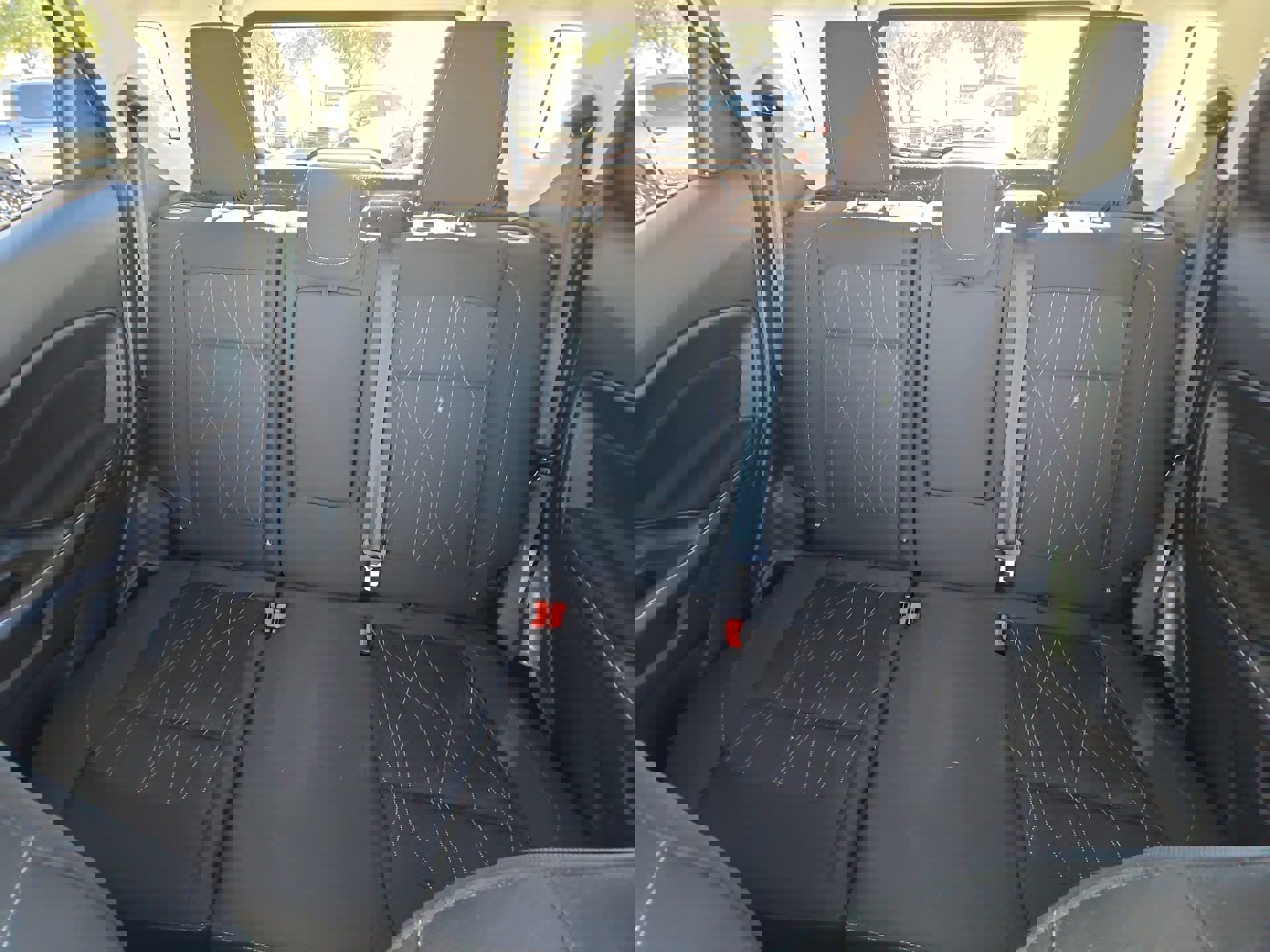 Certified 2019 Ford EcoSport SE image 21