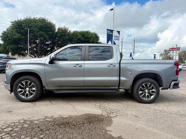 Used 2023 Chevrolet Silverado 1500 LT AWD/4WD image 9