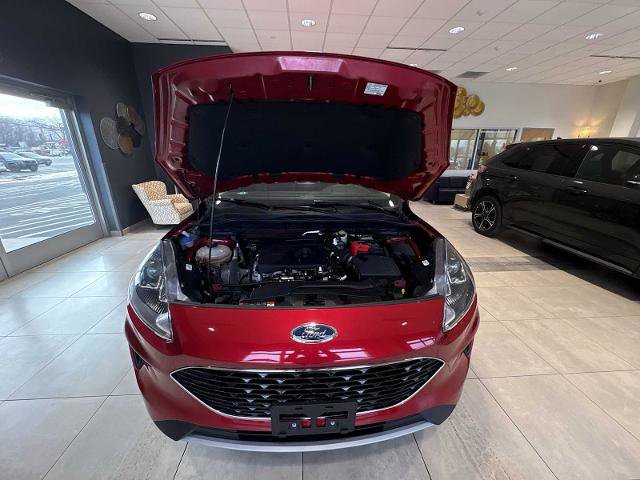 Certified 2020 Ford Escape SE image 28