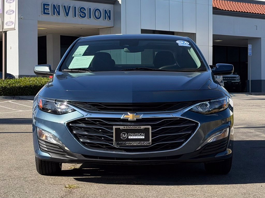 Used 2024 Chevrolet Malibu LT FWD image 3