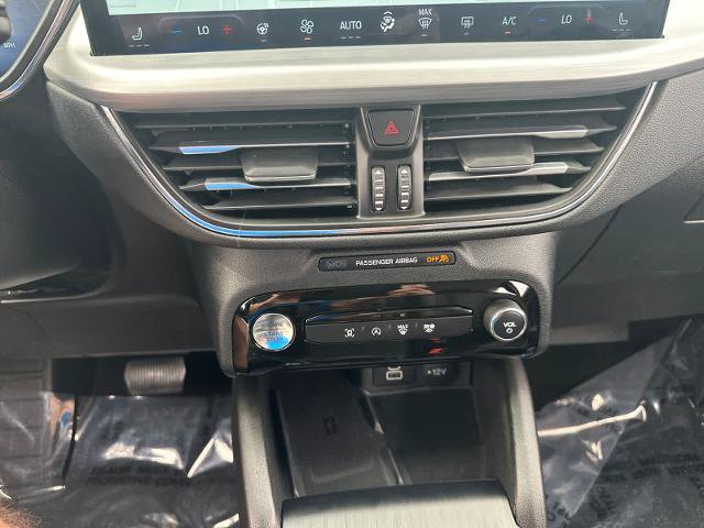 Certified 2025 Ford Escape Platinum AWD/4WD image 23