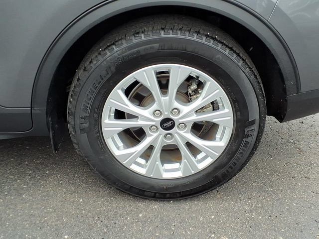 Certified 2023 Ford Escape Active w/ Cold Weather Package FWD image 8