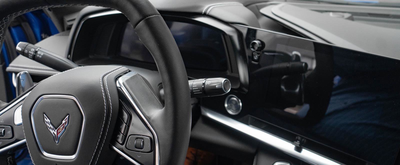 Used 2023 Chevrolet Corvette Stingray Premium Cpe w/ Z51 Performance Package image 17