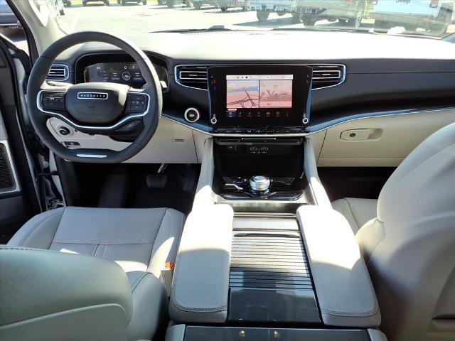 Used 2024 Jeep Wagoneer L 4WD image 10