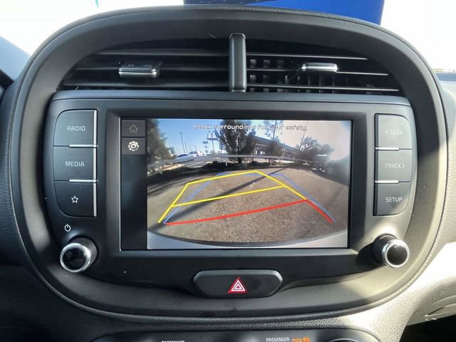 Used 2025 Kia Soul LX w/ LX Technology Package image 12