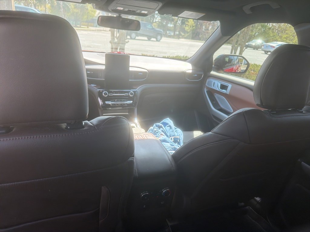 Certified 2024 Ford Explorer King Ranch w/ Technology Package image 15