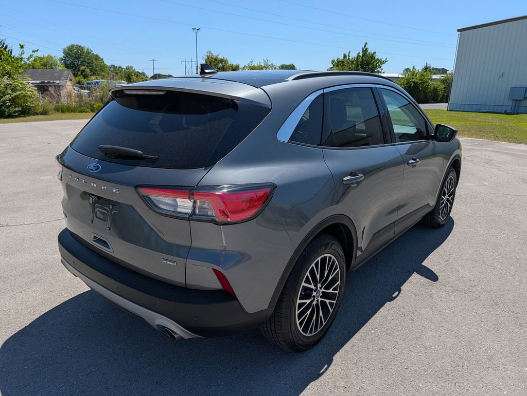 Certified 2022 Ford Escape SEL w/ Technology Package FWD image 2