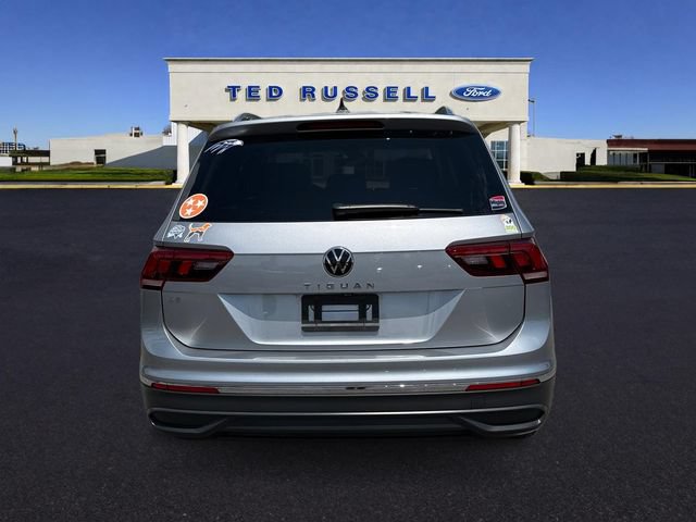 Used 2023 Volkswagen Tiguan SE FWD image 7