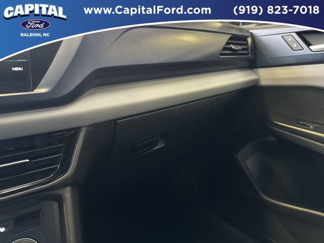 Used 2022 Volkswagen Taos SE image 26