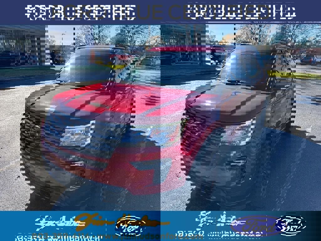 Certified 2018 Ford Explorer XLT w/ Equipment Group 202A image 3