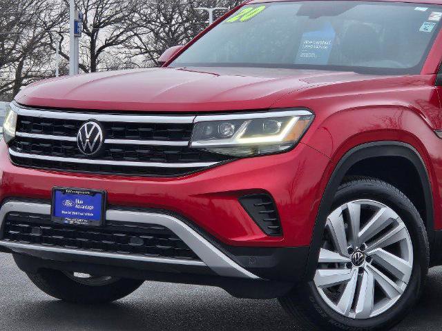 Used 2020 Volkswagen Atlas Cross Sport SE AWD/4WD image 2