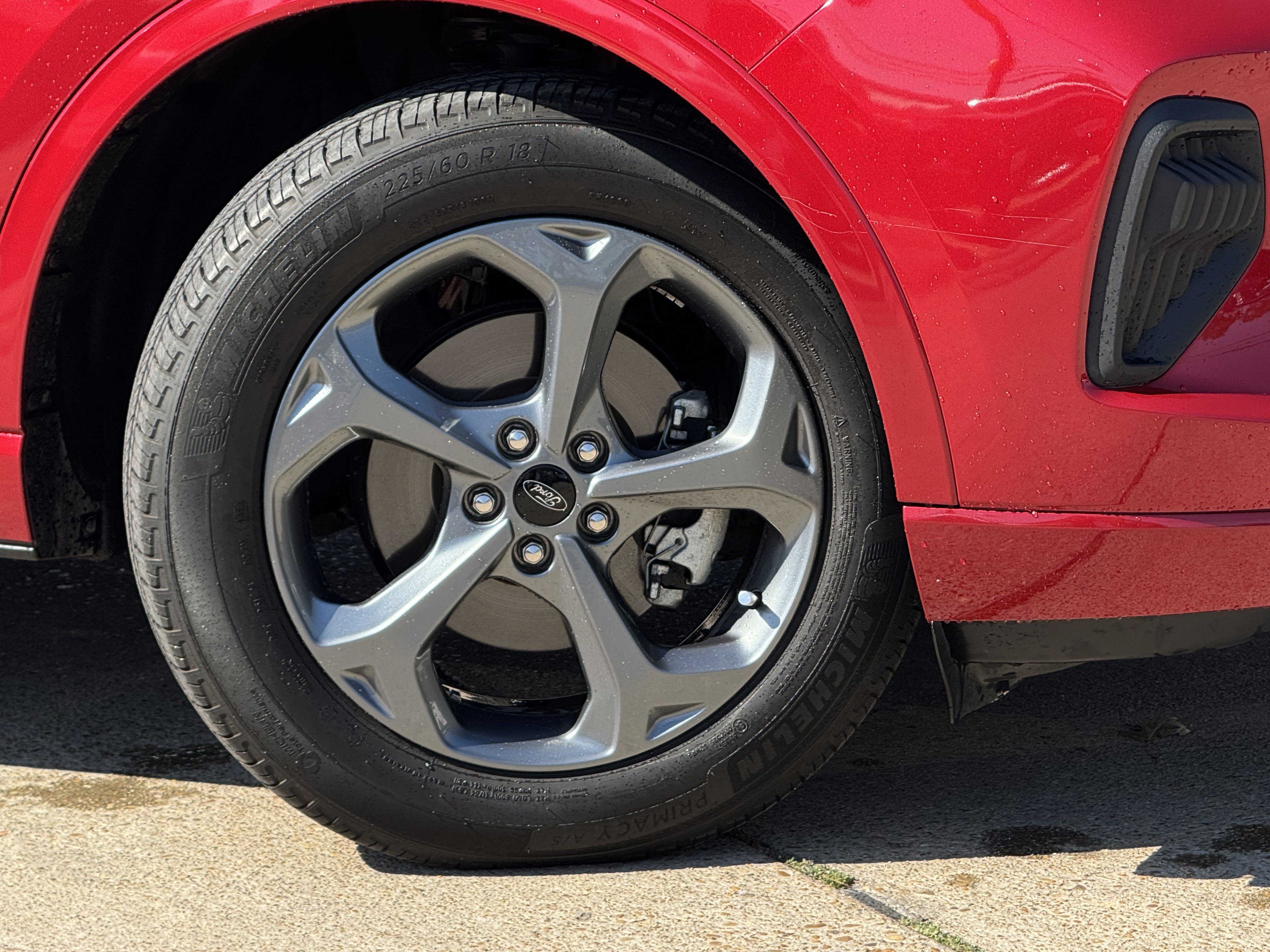 Certified 2024 Ford Escape ST-Line w/ Tech Pack #1 image 9