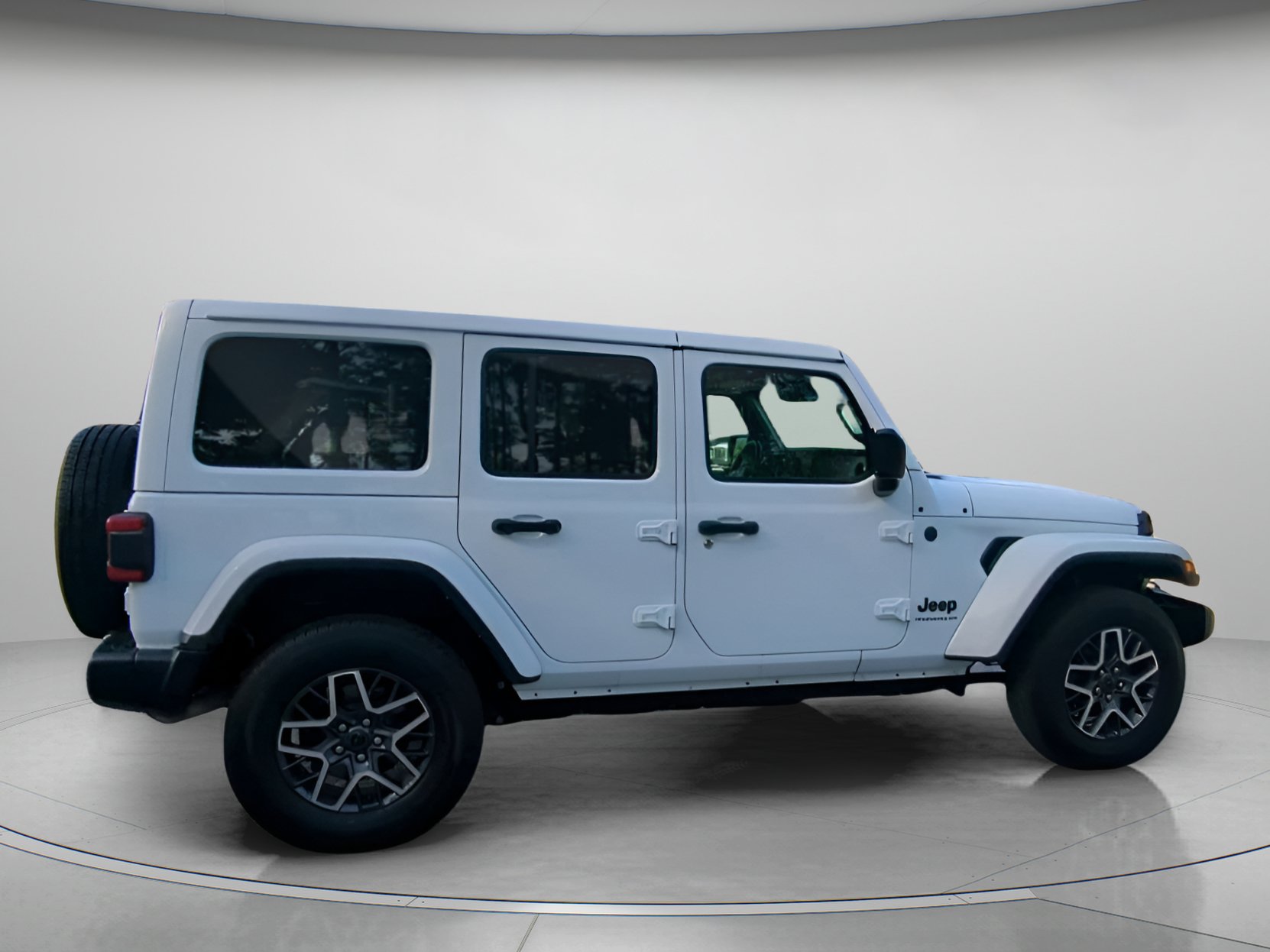 Used 2025 Jeep Wrangler Unlimited Sahara AWD/4WD image 31