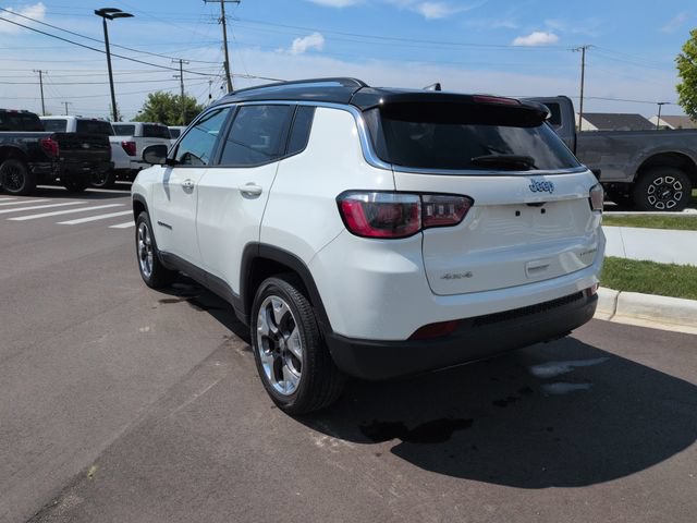 Used 2018 Jeep Compass Limited AWD/4WD image 3