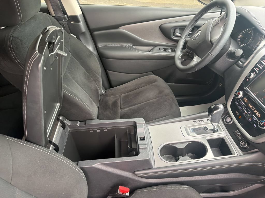 Used 2020 Nissan Murano SV AWD/4WD image 39