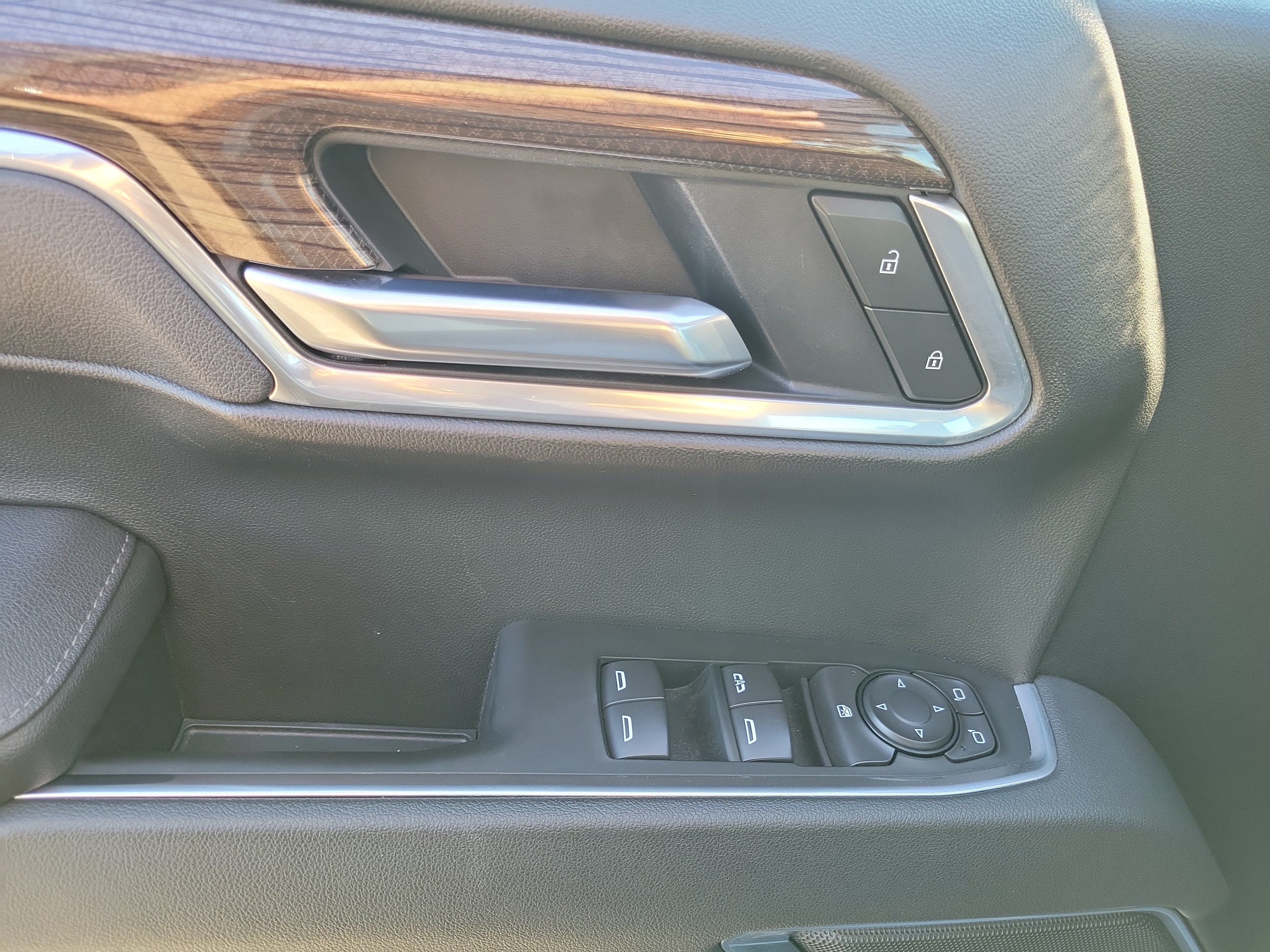 Used 2026 Chevrolet Silverado 1500 LT w/ All Star Edition Plus AWD/4WD image 16