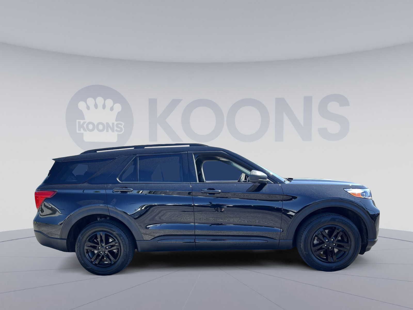 Certified 2023 Ford Explorer XLT AWD/4WD image 17