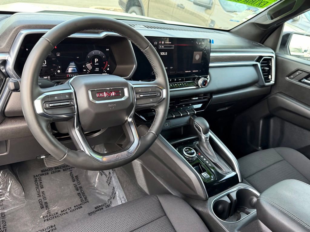 Used 2025 GMC Canyon Elevation image 27