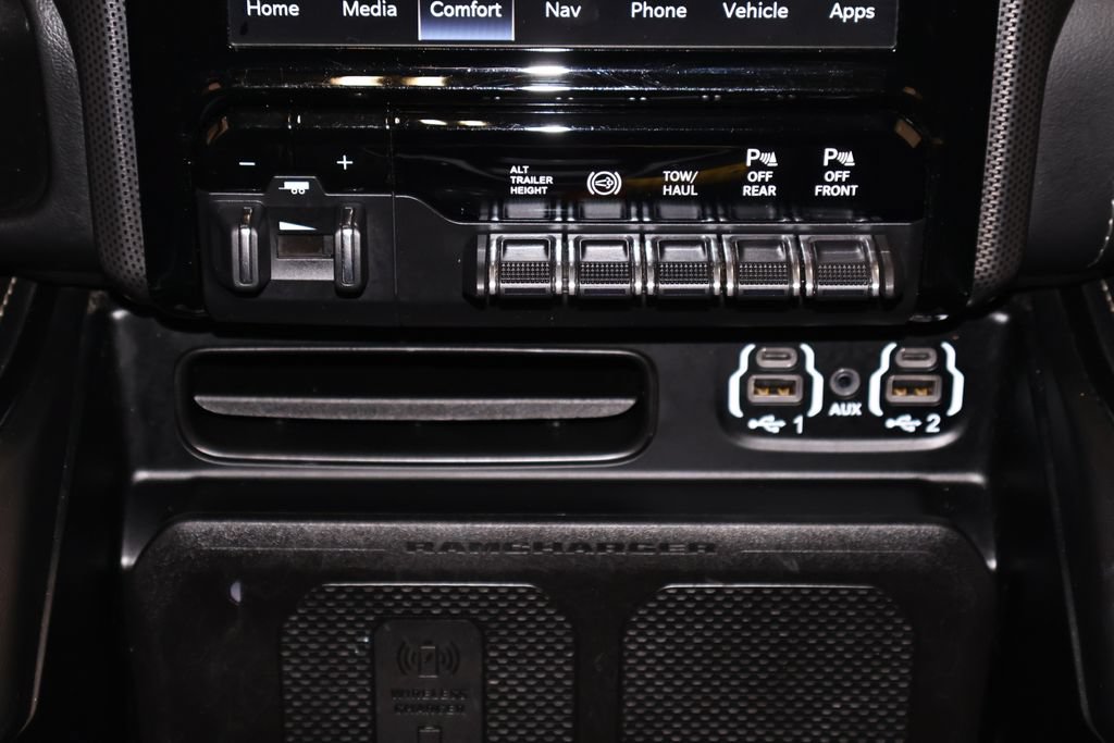 Used 2024 RAM 3500 Limited w/ Night Edition AWD/4WD image 37