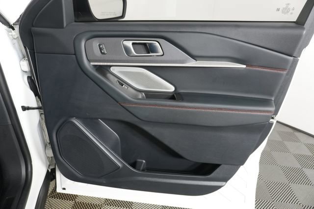 Certified 2025 Ford Explorer ST w/ Sun And Sound Package image 29