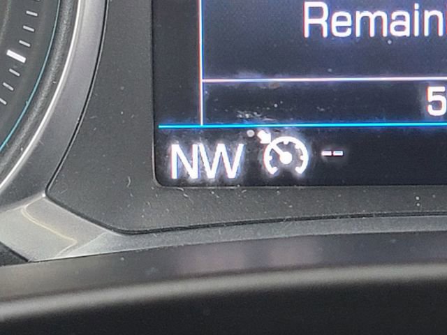 Used 2020 Chevrolet Equinox LT w/ Sport Edition image 5