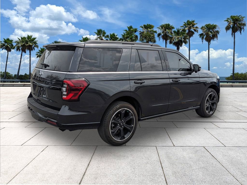 Certified 2024 Ford Expedition Limited image 8