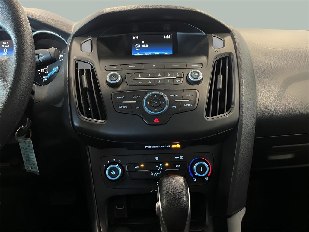 Certified 2018 Ford Focus SE image 20