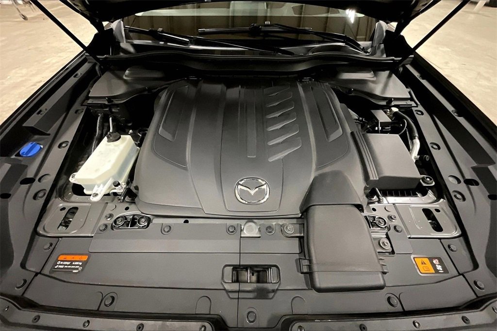 Used 2024 MAZDA CX-90 3.3 Turbo w/ Preferred Plus image 12
