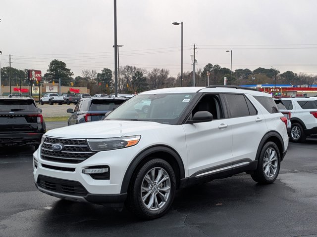 Certified 2023 Ford Explorer XLT w/ Equipment Group 202A image 6