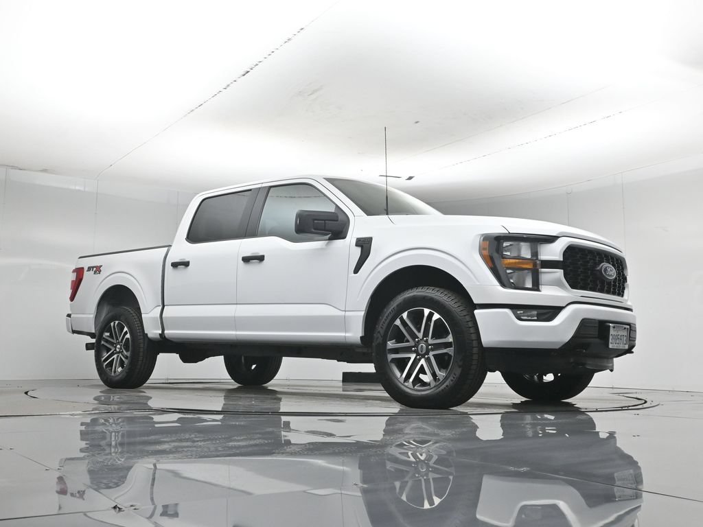 Certified 2023 Ford F150 XL w/ STX Appearance Package AWD/4WD image 4