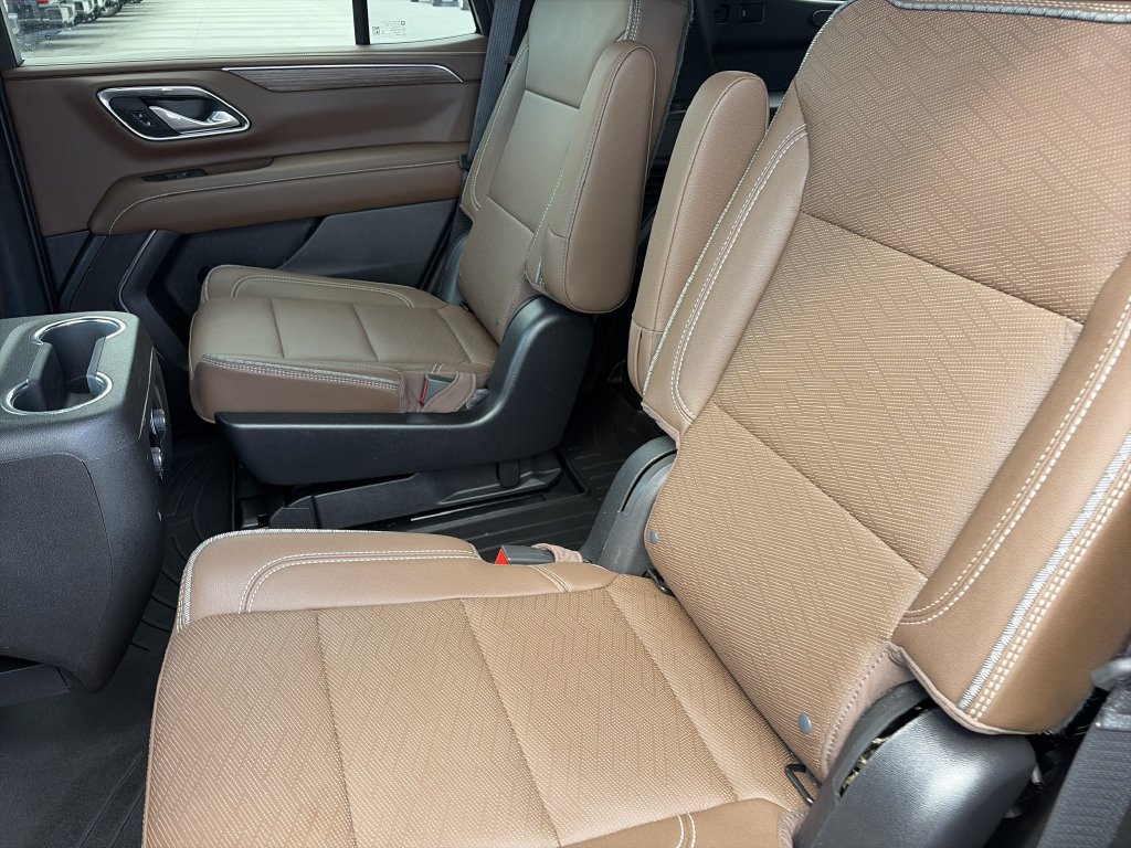 Used 2023 Chevrolet Tahoe High Country RWD image 30