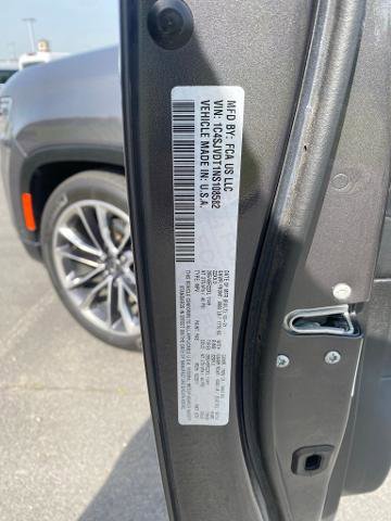 Used 2022 Jeep Wagoneer Series III w/ Premium Group I image 16