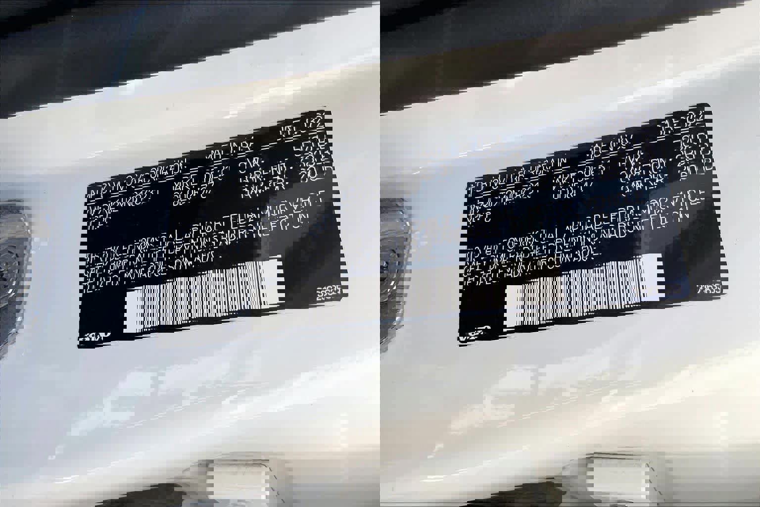 Used 2022 Volvo S60 B5 R-Design image 34