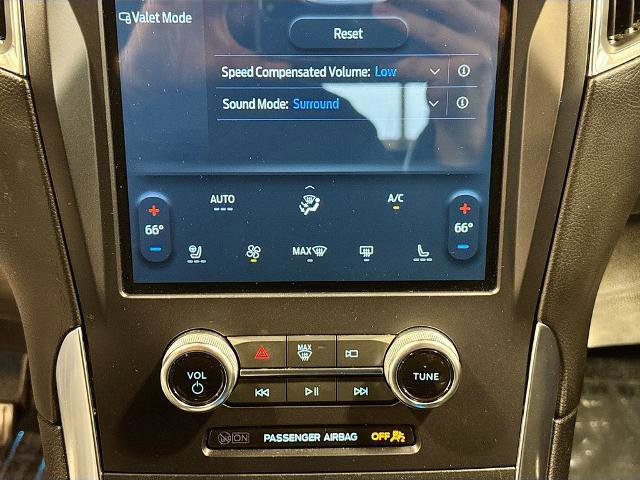 Certified 2024 Ford Edge Titanium image 13