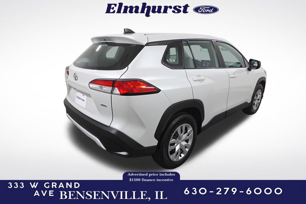 Used 2024 Toyota Corolla Cross L image 5