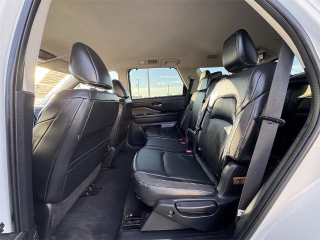 Used 2022 Nissan Pathfinder SL image 15