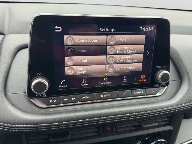 Used 2024 Nissan Rogue S image 19