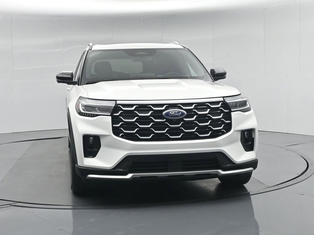 Certified 2025 Ford Explorer Platinum RWD image 30