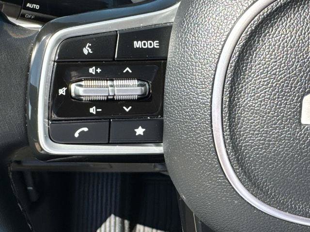 Used 2025 Kia Sorento S w/ Panoramic Sunroof Package FWD image 23